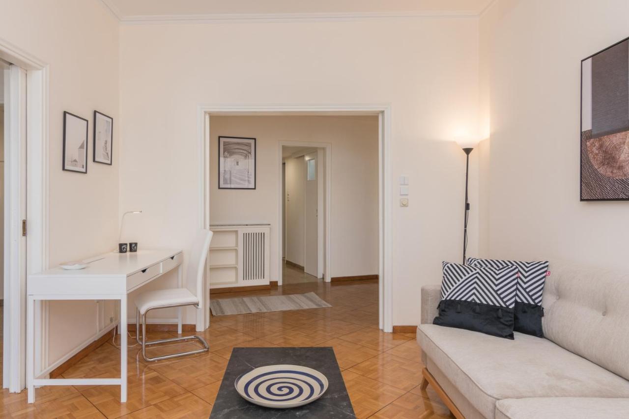 Phaedrus Living: City Center Flat Michalakopoulou Athena Bagian luar foto